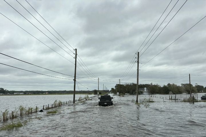 Polk County employee ki-lled while helping with Milton cleanup